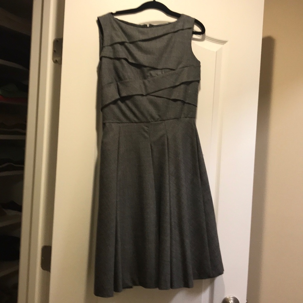 Lavia grey sleeveless dress
